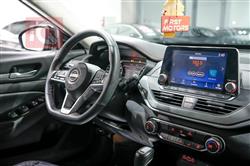 نيسان ألتيما